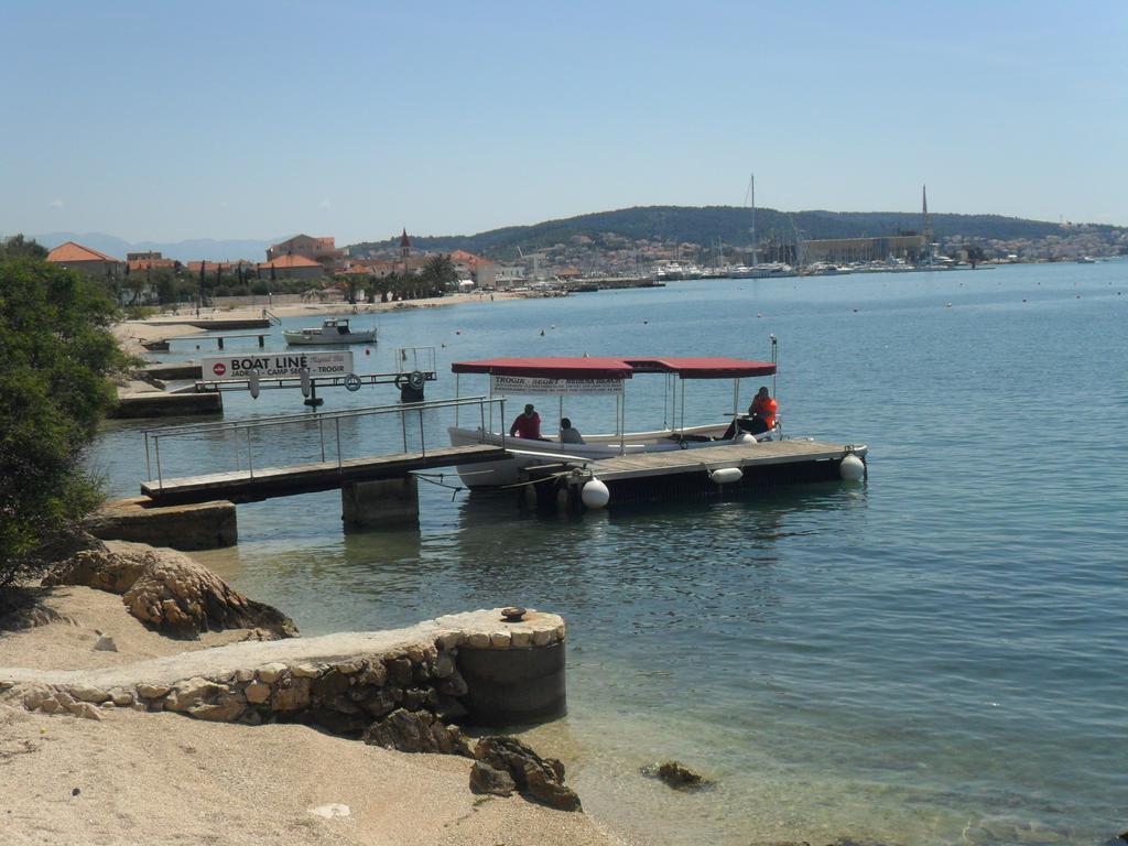 Apartments Valjan Trogir Exterior foto