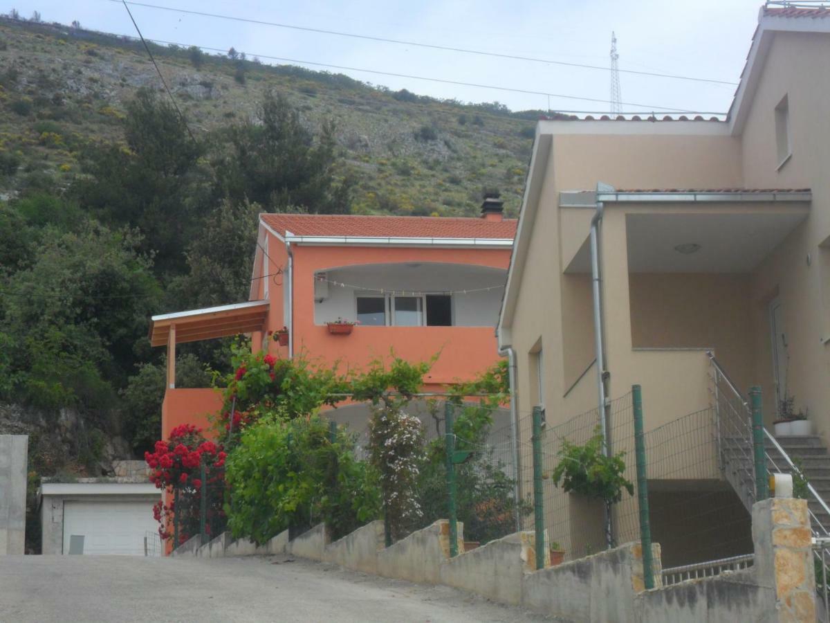 Apartments Valjan Trogir Exterior foto