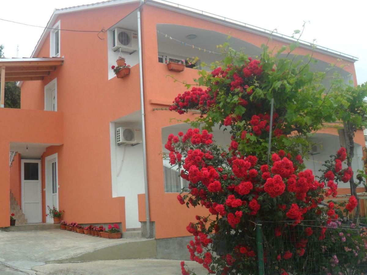 Apartments Valjan Trogir Exterior foto
