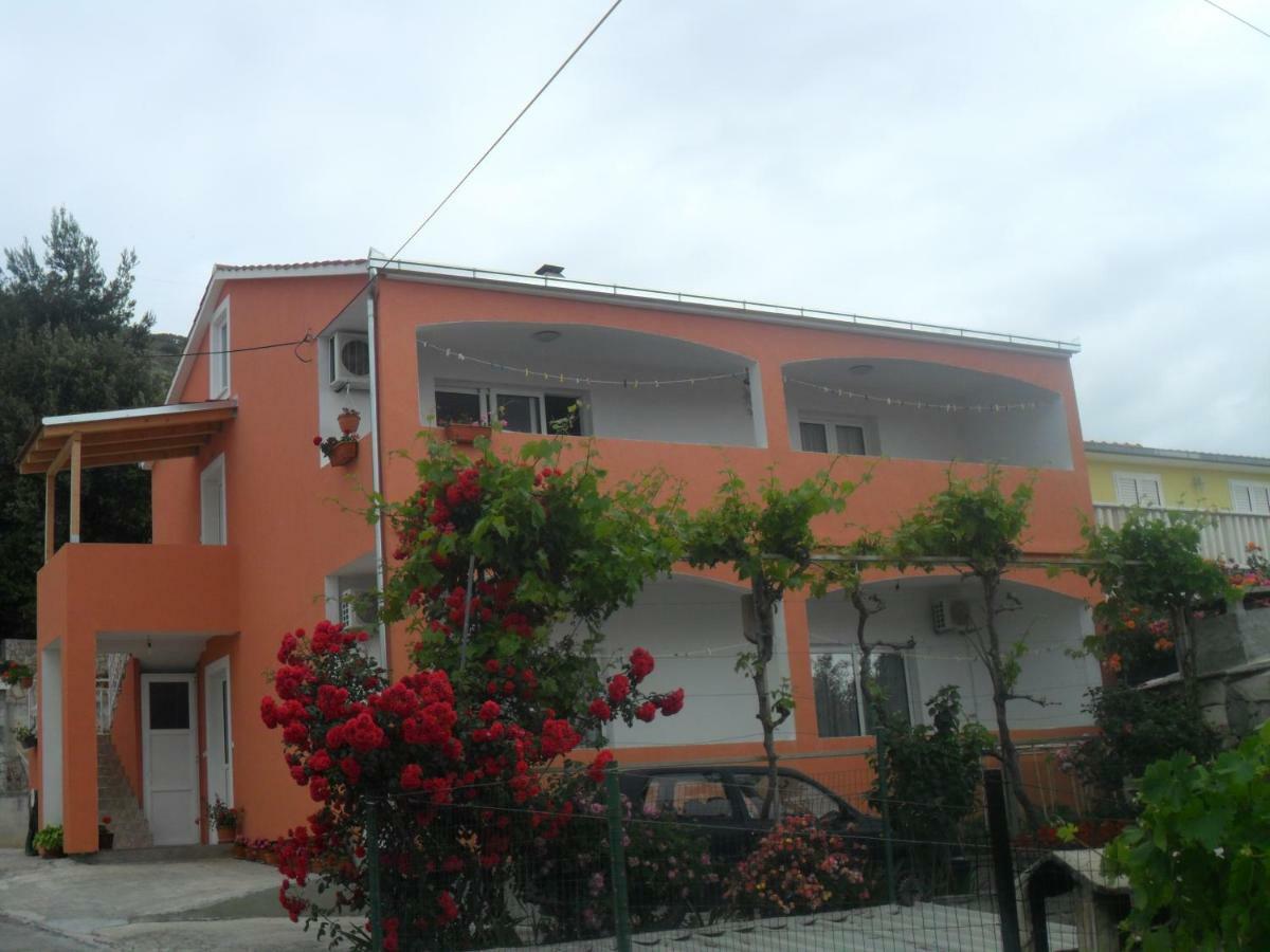 Apartments Valjan Trogir Exterior foto