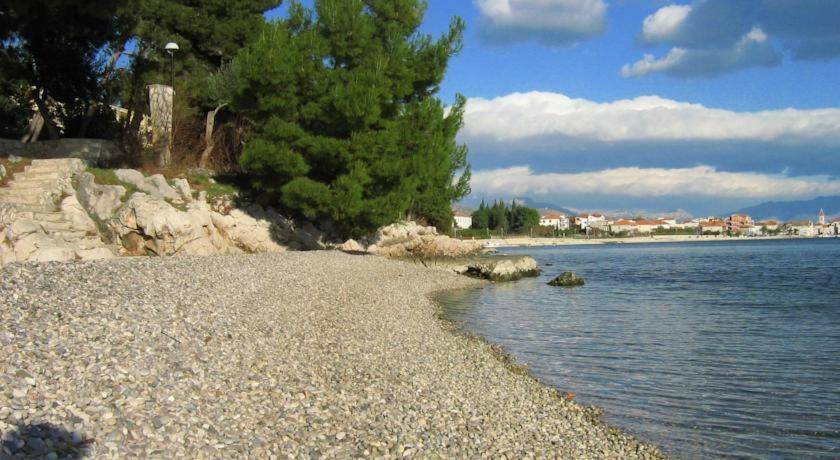 Apartments Valjan Trogir Exterior foto